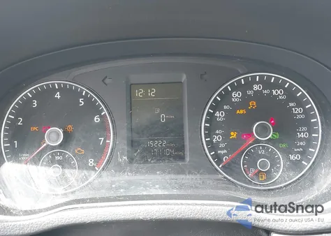 2013 Volkswagen Passat 2.5L S z USA, uszkodzony, nr VIN 1VWAH7A37DC132723